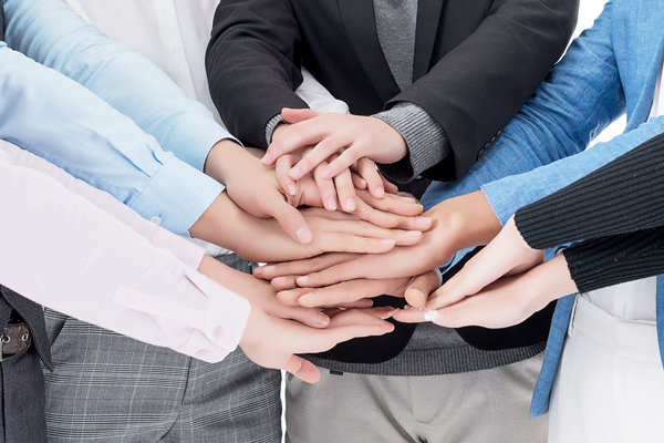 變革中的企業(yè)如何對(duì)待持不同態(tài)度的人？