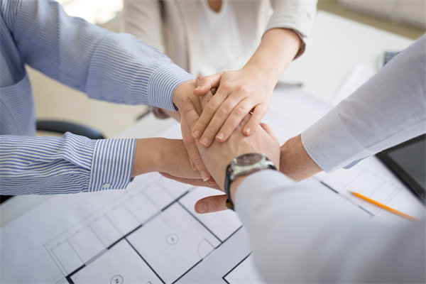 集團管控如何促進企業(yè)文化建設(shè)，增強內(nèi)部凝聚力？