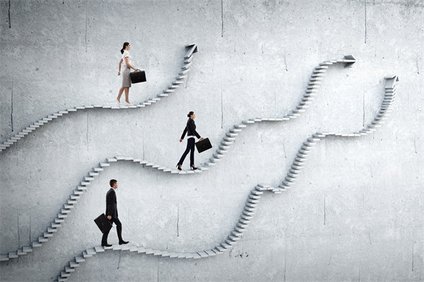 如何平衡員工個人績效與企業(yè)整體目標，實現(xiàn)雙贏？