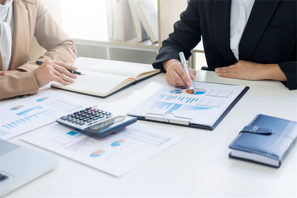 央行5月7日宣布降準降息，對企業(yè)薪酬績效的啟示
